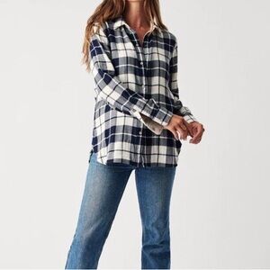 American eagle amazingly soft boyfriend flannel